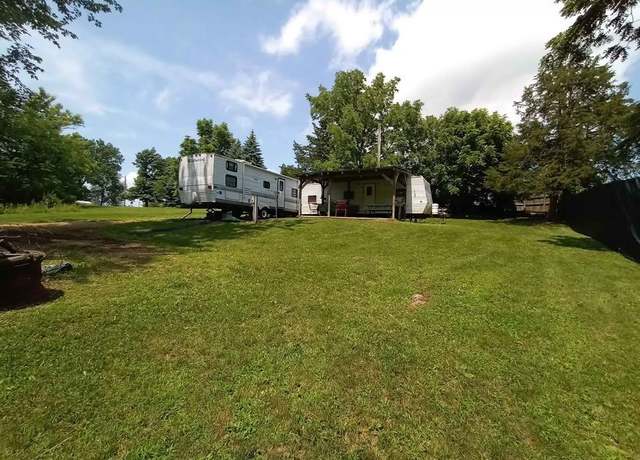 Property at 10109 Leisure Lake Dr, Bernard, IA 52032
