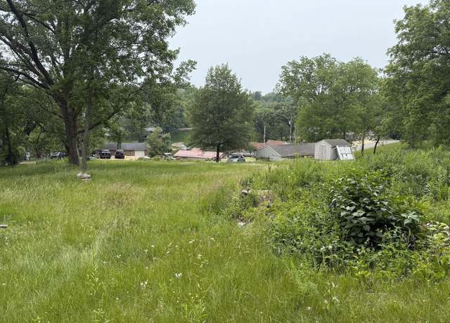 Property at 23107 Lake Shore Dr, Bernard, IA 52032