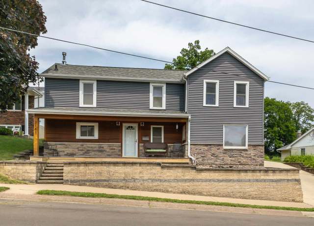 Property at 2183 Sunnyview Dr, Dubuque, IA 52001, 4 beds, 2 baths