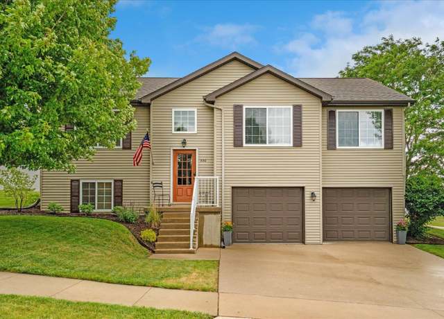 Property at 530 Sapphire Cir, Dubuque, IA 52001, 4 beds, 2 baths