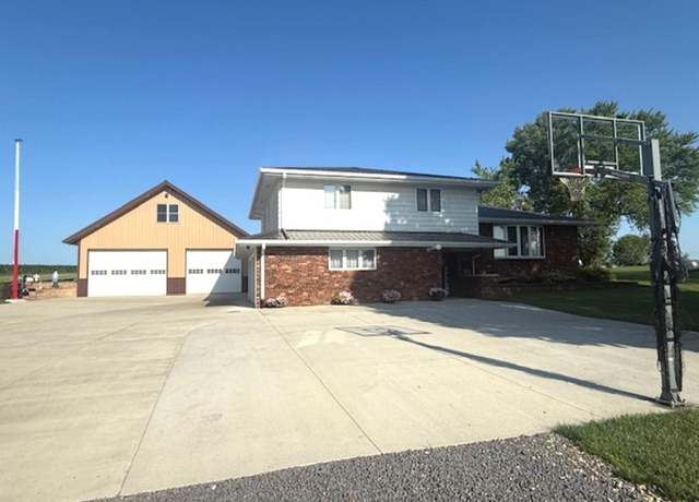 Property at 11878 62 Hwy, Maquoketa, IA 52060, 3 beds, 2 baths