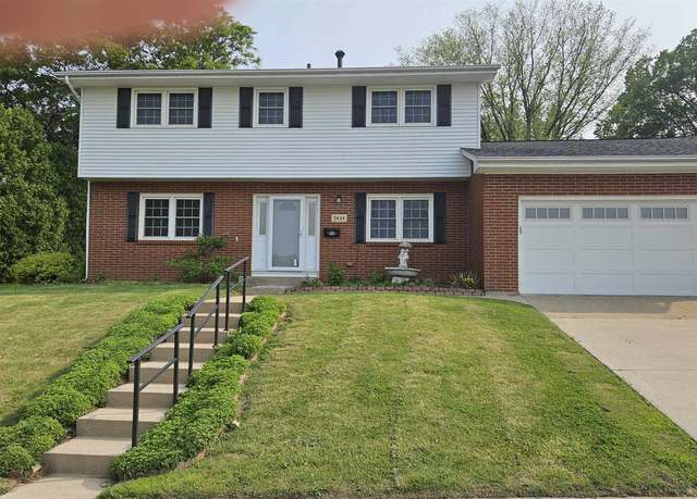 Property at 3424 Glen Cove Ln, Dubuque, IA 52001, 4 beds, 2.5 baths