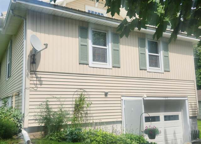 Property at 106 NE Second St, Elkader, IA 52043, 2 beds, 1 bath