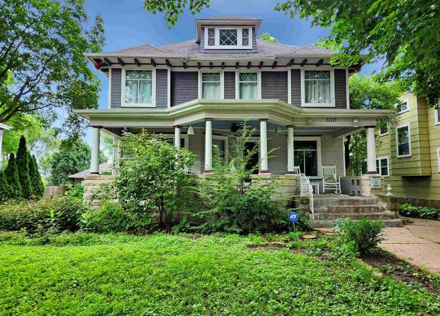 Property at 1110 Langworthy St, Dubuque, IA 52001, 4 beds, 1.5 baths