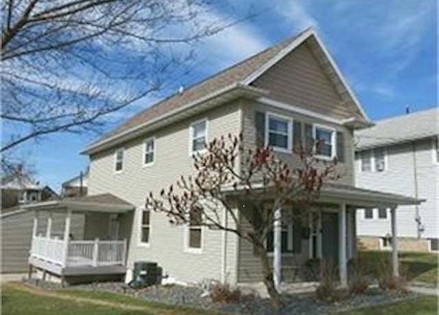 Property at 691 N Booth St, Dubuque, IA 52001, 2 beds, 1.5 baths