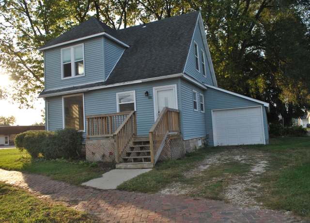 Property at 106 Goethe St, Guttenberg, IA 52052, 3 beds, 1.5 baths