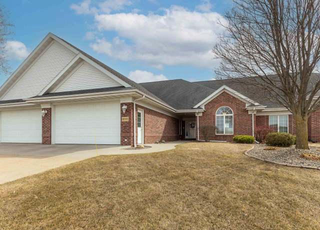 Property at 16688 Thunder Ridge Dr, Peosta, IA 52068, 3 beds, 2 baths