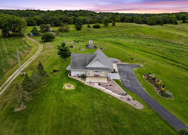 Property at 10227 74th St, Maquoketa, IA 52060, 3 beds, 3 baths