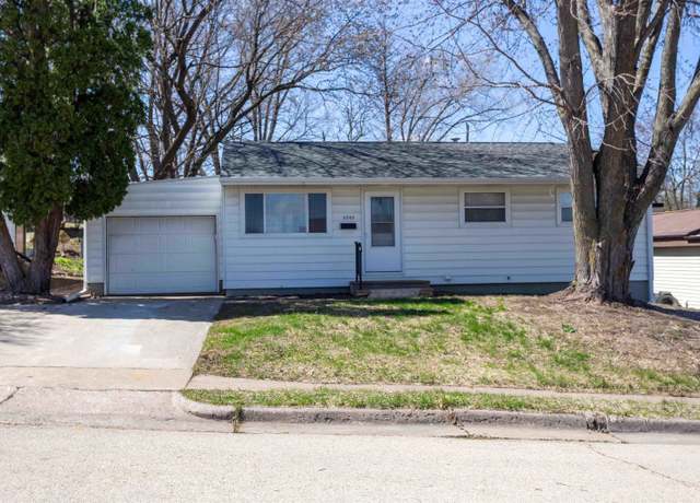 Property at 2343 Gordon Dr, Dubuque, IA 52001, 3 beds, 1 bath