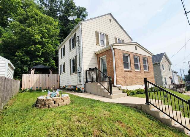 Property at 543 Southern Ave, Dubuque, IA 52003, 3 beds, 1 bath
