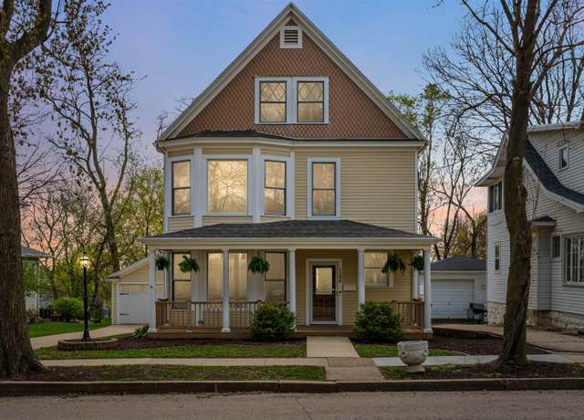 Property at 1134 Langworthy St, Dubuque, IA 52001, 4 beds, 1.5 baths