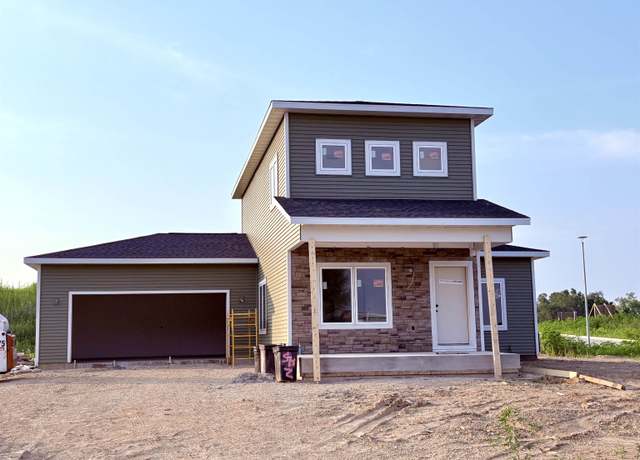 Property at 2303 Tiffany Ct, Dubuque, IA 52002, 3 beds, 2.5 baths