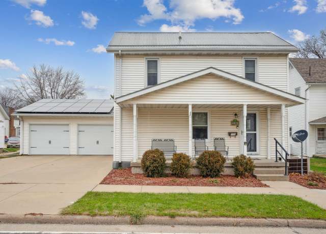 Property at 616 W 1st Ave, Cascade, IA 52033, 4 beds, 2 baths
