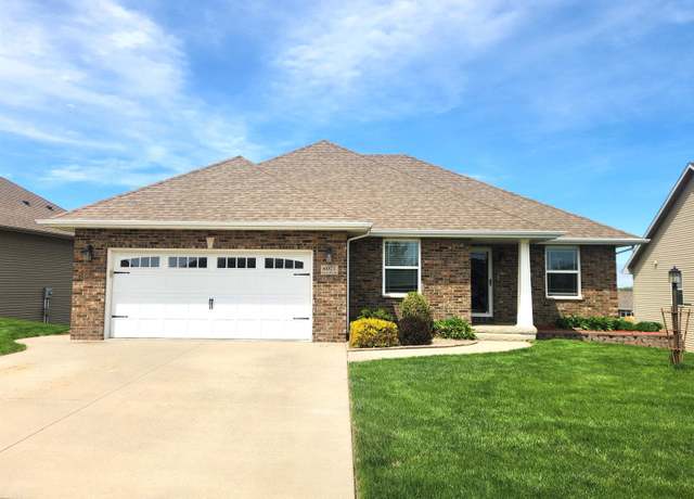 Property at 6075 Forest Hills Dr, Asbury, IA 52002, 4 beds, 3 baths