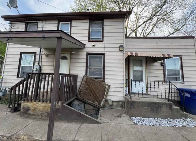 Property at 165 W 24th St, Dubuque, IA 52001, 1 bed, 1 bath