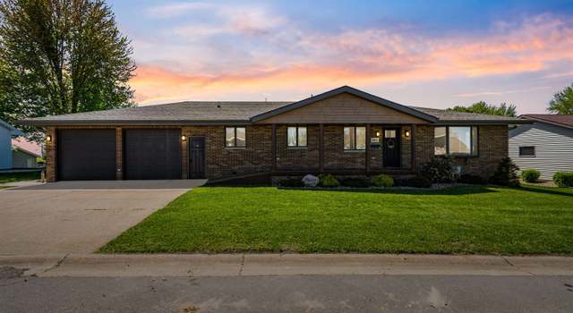 Photo of 895 Parkview Dr, Holy Cross, IA 52053