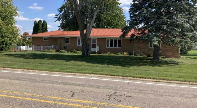 Photo of 7924 Old Highway Rd, Peosta, IA 52068