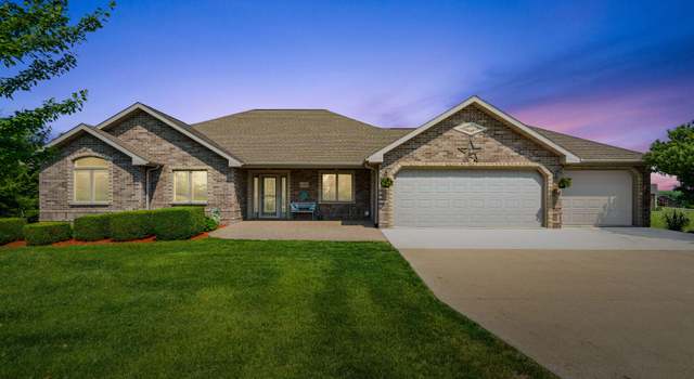 Photo of 15323 Wood Wind Ct, Peosta, IA 52003