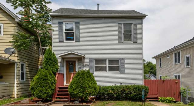 Photo of 1120 Race St, Dubuque, IA 52001