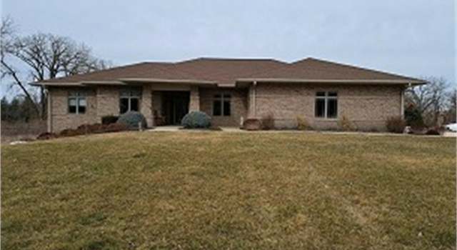 Photo of 30491 Prier Rd, Dyersville, IA 52040