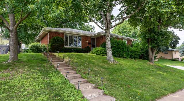 Photo of 1891 Avalon Rd, Dubuque, IA 52001