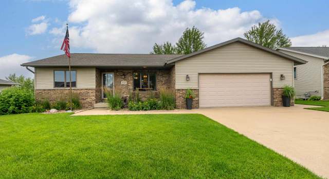 Photo of 614 Baja Dr, Epworth, IA 52045