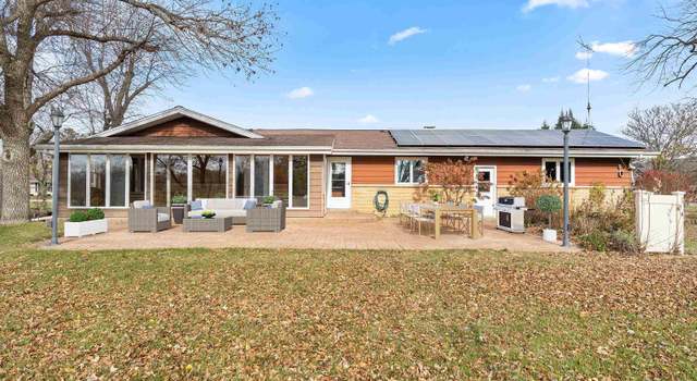 Photo of 519 SE 13th Ave, Dyersville, IA 52040