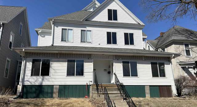 Photo of 725 Fenelon Pl, Dubuque, IA 52001