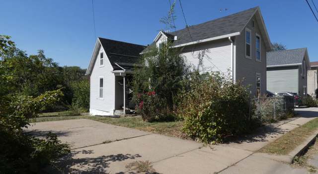 Photo of 2611 Pinard St, Dubuque, IA 52001