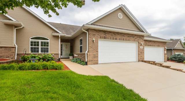 Photo of 580 Woodland Rdg, Dubuque, IA 52003