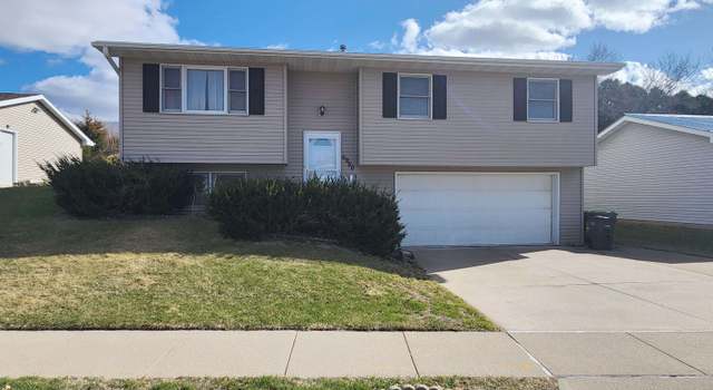 Photo of 4950 Northrange Ct, Dubuque, IA 52002