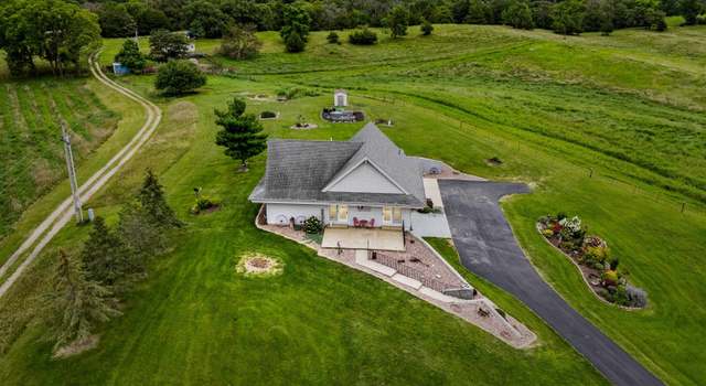 Photo of 10227 74th St, Maquoketa, IA 52060