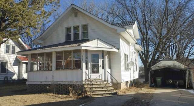 Photo of 310 N Williams St, Earlville, IA 52041