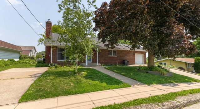 Photo of 238 Apple St, Dubuque, IA 52003