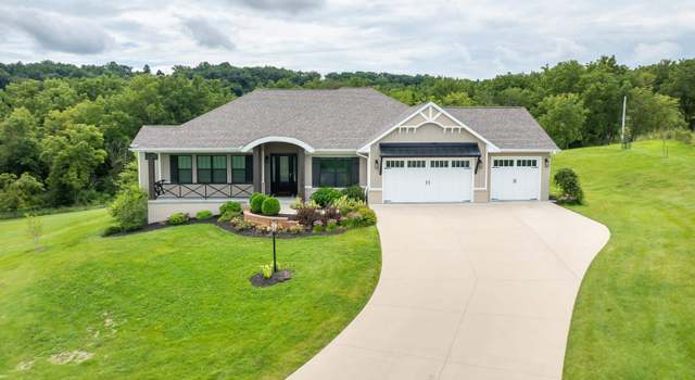 Photo of 11278 Alea Ln, Dubuque, IA 52003
