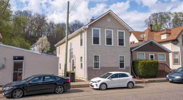 Photo of 135 Wisconsin Ave, East Dubuque, IL 61025