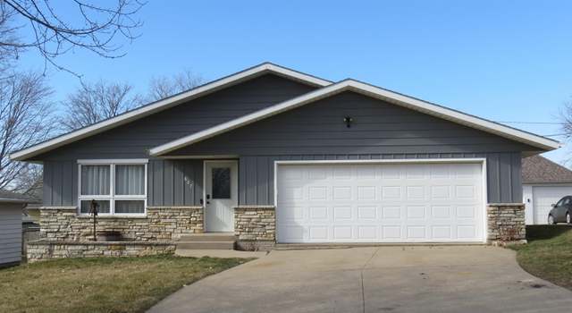 Photo of 807 Winter St, Lost Nation, IA 52254