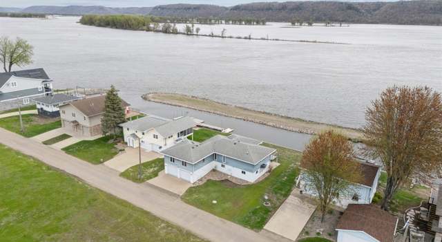 Photo of 172 Abel Dr, Guttenberg, IA 52052