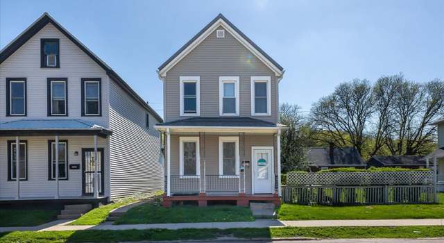 Photo of 2939 Jackson St, Dubuque, IA 52001