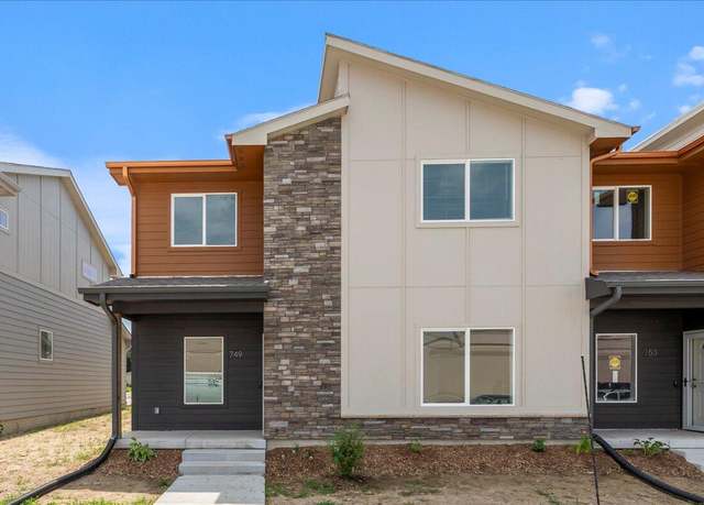 Property at 745 1st Ave, Council Bluffs, IA 51501, 4 beds, 2 baths