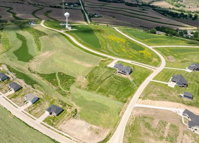 Property at 907 Harvest Hls Dr, Woodbine, IA 51579