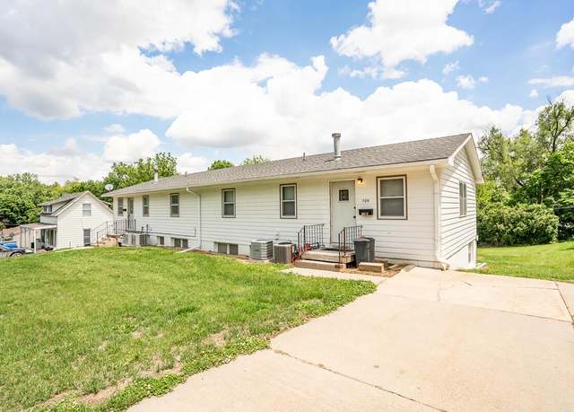 Property at 711 N Walnut St, Glenwood, IA 51534