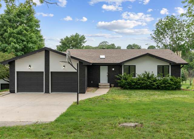 Property at 15276 230th St, Council Bluffs, IA 51503, 5 beds, 3 baths