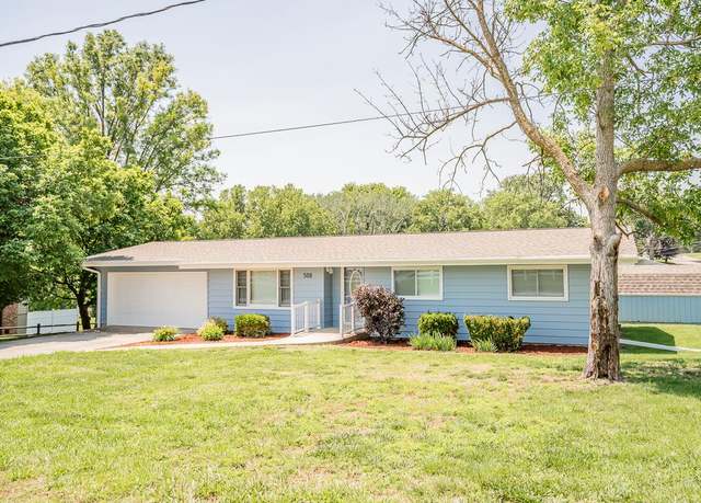 Property at 508 East St, Sidney, IA 51652, 3 beds, 2 baths