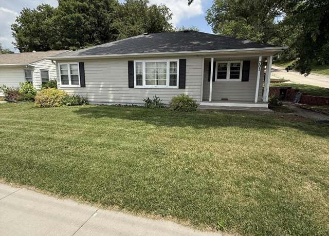 Property at 701 N Walnut St, Avoca, IA 51521, 3 beds, 1 bath