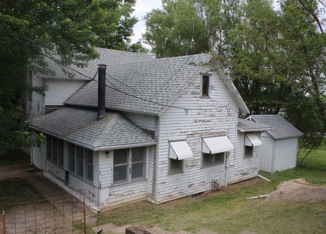 Property at 103 Oak St, Silver City, IA 51571, 4 beds, 1 bath