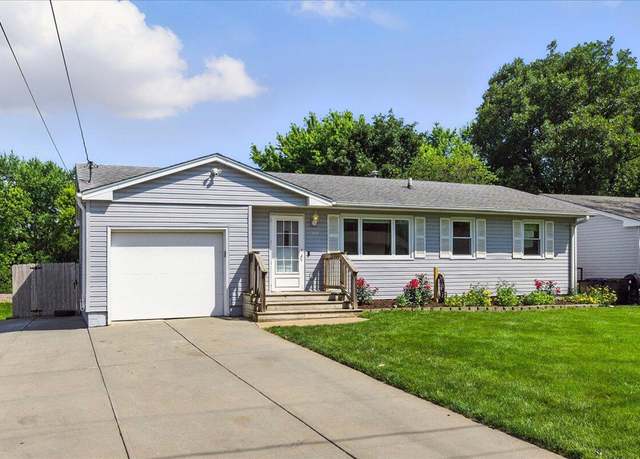 Property at 209 Wendover Dr, Council Bluffs, IA 51503, 3 beds, 2 baths