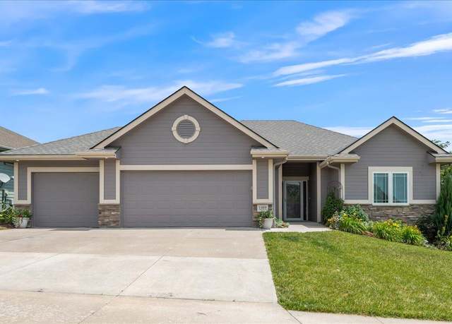 Property at 1489 Abercorn Dr, Council Bluffs, IA 51503, 5 beds, 3 baths
