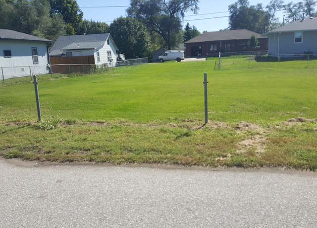 Property at 1503 Silver Ln, Carter Lake, IA 51510