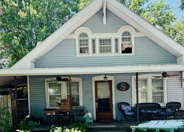 Property at 310 N Elm St, Avoca, IA 51521, 4 beds, 3 baths